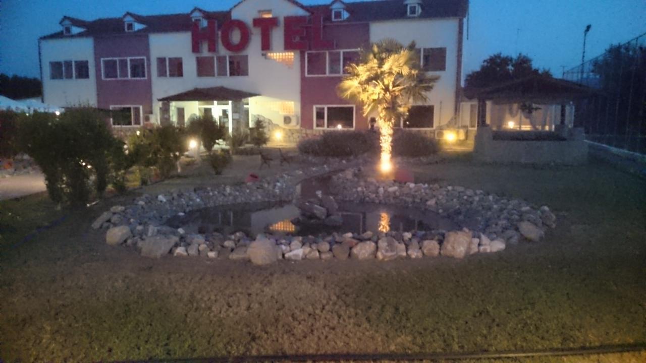 Hotel Konstantina Rodopoli Eksteriør bilde